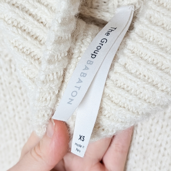 ARITZIA BABATON Day Off Turtleneck Sweater Alpaca Wool White XS - Picture 13 of 14